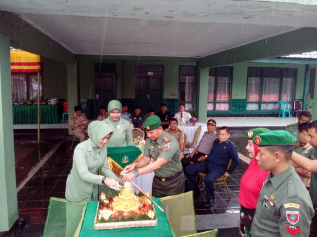 10syukuranTNI.jpg