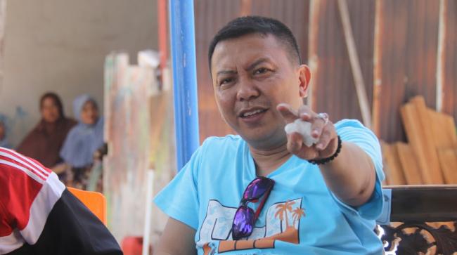 Bupati Kepulauan Selayar Kunker 5 Kecamatan Salurkan Bansos Non Tunai PKH 