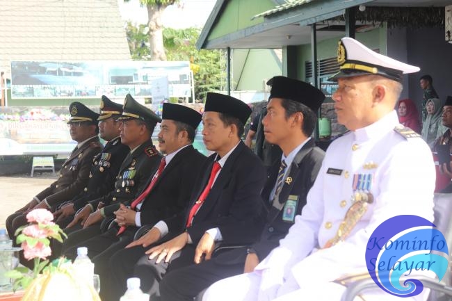 Bupati Hadiri Upacara Peringatan Hut ke 78 TNI di Makodim 1415 Kepulauan Selayar