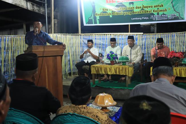 15Bupatihadirimauliddidusungojangutara.JPG