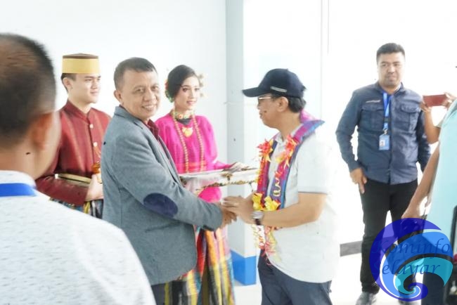 Tiba di Bandara Aroeppala, Muh. Rapsel Ali Akan Reses dengan Belasan Kegiatan di Kepulauan Selayar