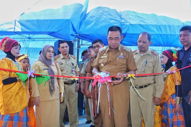 Wabup Kepulauan Selayar Canangkan Kampung KB di Bukit Timur