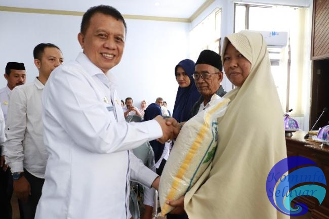 Sekda Kepulauan Selayar Launching Bantuan Pangan Program Prioritas Pemkab 