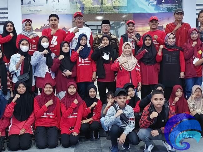 Asisten Pemerintahan Setda Lepas Kontingen PMR - PMI Selayar Ke Jumbara IX Sulsel