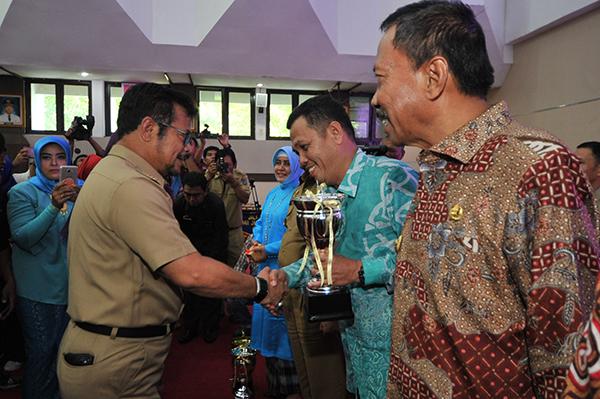 Pemkab Selayar Raih Penghargaan Indikator Puskesmas, Sekolah dan RSUD Ramah Anak