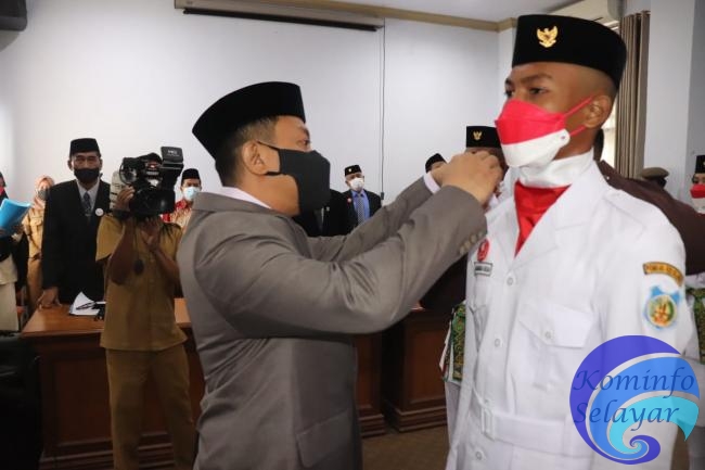 kukuhkan Paskibraka, Bupati Basli harap pemuda miliki semangat mengabdi 