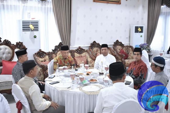 Meraih Berkah Ramadan Dalam Buka Puasa Bersama Bupati Natsir Ali dan Wabup Muhtar