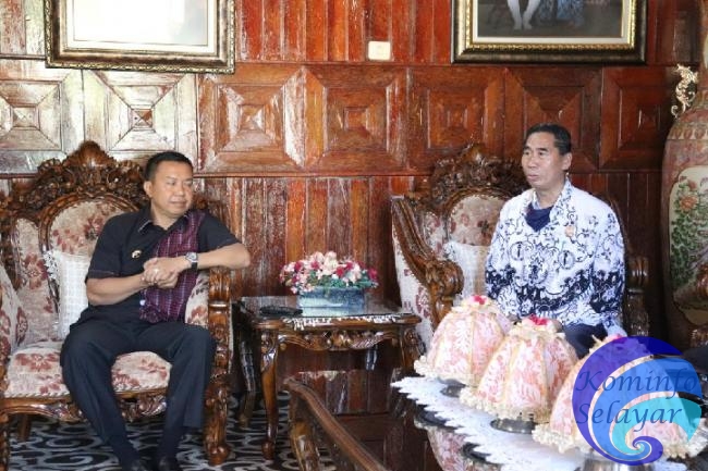 Jajaran Pengurus PGRI Selayar Audiens dan Silaturrahim dengan Bupati