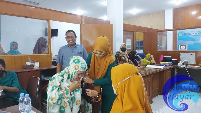 Jajaran DiskominfoSP Selayar jalani vaksinasi dosis ketiga/Boster