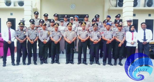 Sebanyak 17 Personel dan 3 PNS Polres Kepulauan Selayar Naik Pangkat