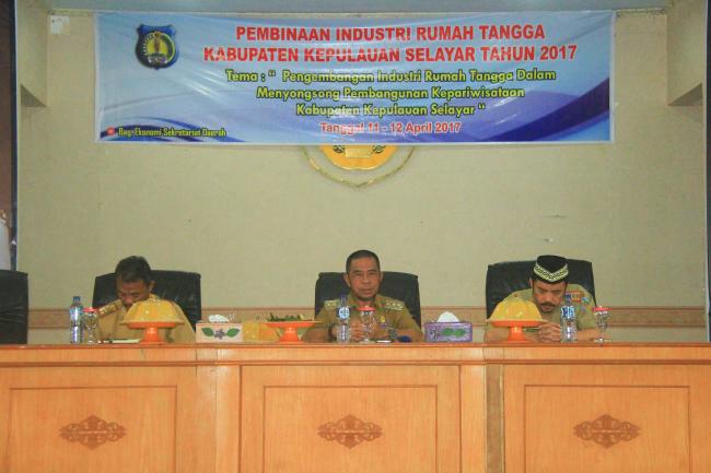 Wakil Bupati Buka Secara Resmi Acara Pembinaan Industri Rumah Tangga Tahun 2017