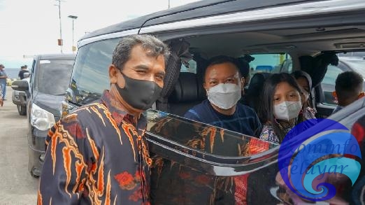 Sederhana, Camat Bontomatene Sambut Kedatangan Bupati dan Wabup Kepulauan Selayar