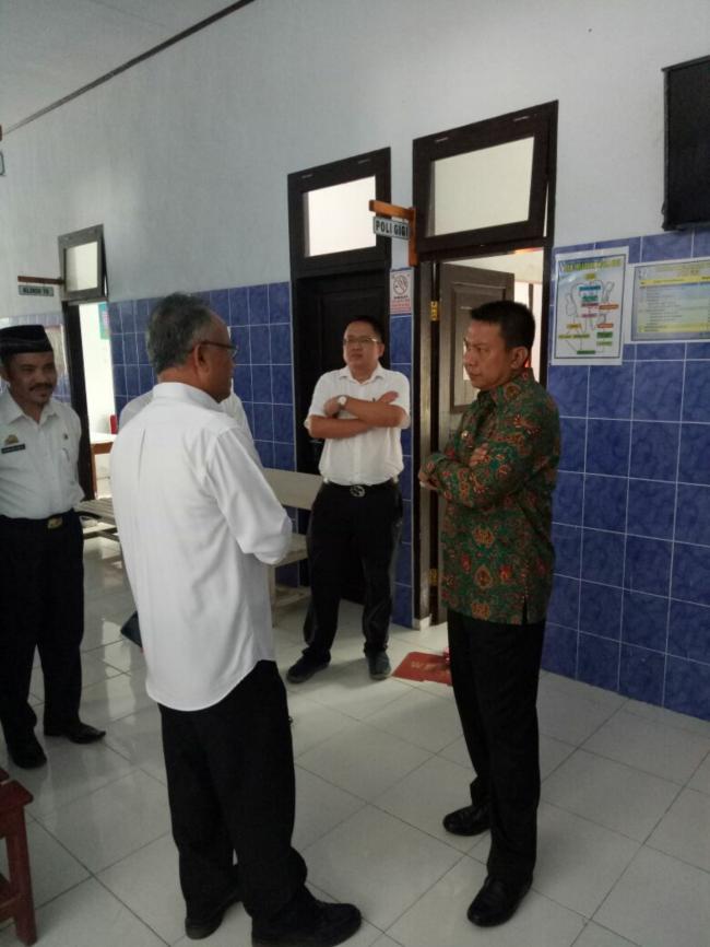 Bupati Sidak Puskesmas Benteng, Pasien Terlayani Dengan Baik