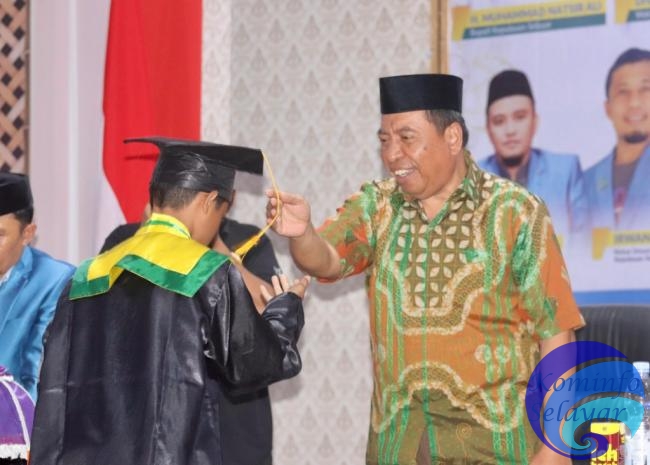 Wabup Kepulauan Selayar H. Muhtar Apresiasi Wisuda 259 Santri LPPTKA BKPRMI 