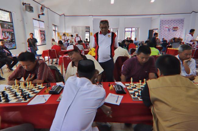 Melaju ke Babak 6, Pecatur Selayar kejar 3 Medali Emas 