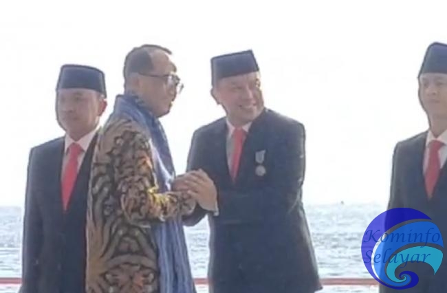 Dinilai Berjasa Pada Negara, Bupati Basli Ali Terima Penghargaan Dari Presiden Republik Indonesia
