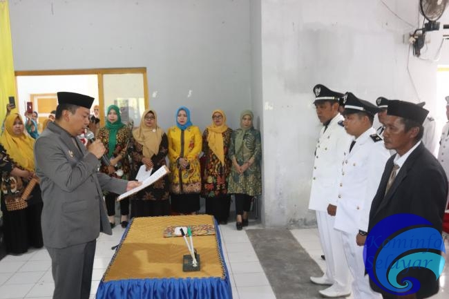 Bupati Basli Ali Kukuhkan Perpanjangan Masa Jabatan Kades dan BPD di Pulau Jampea