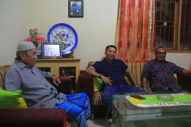 Bersilaturrahim, Bupati Kunjungi Kediaman Para Kepala Lingkungan