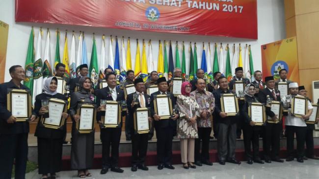 Pemkab Selayar Terima Penghargaan Swatisaba Kategori Wistara dari Kemenkes RI