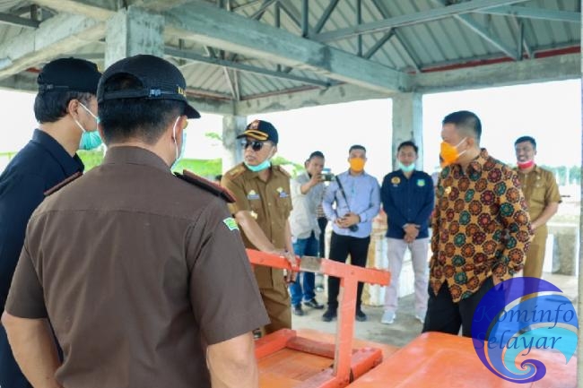 Cegah Covid-19, Basli Ali Pantau Aktifitas Bandara Aroeppala dan Pelabuhan Padang