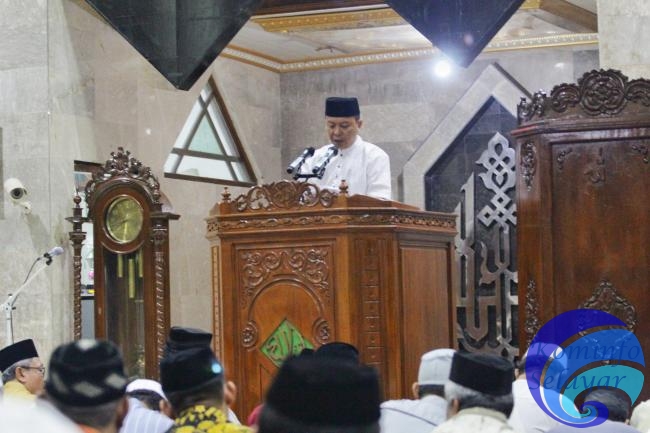 Sholat Tarwih di Mesjid Agung Al-Umaraini, Ini Pesan Pembangunan dan Keagamaan Bupati Kepulauan Selayar